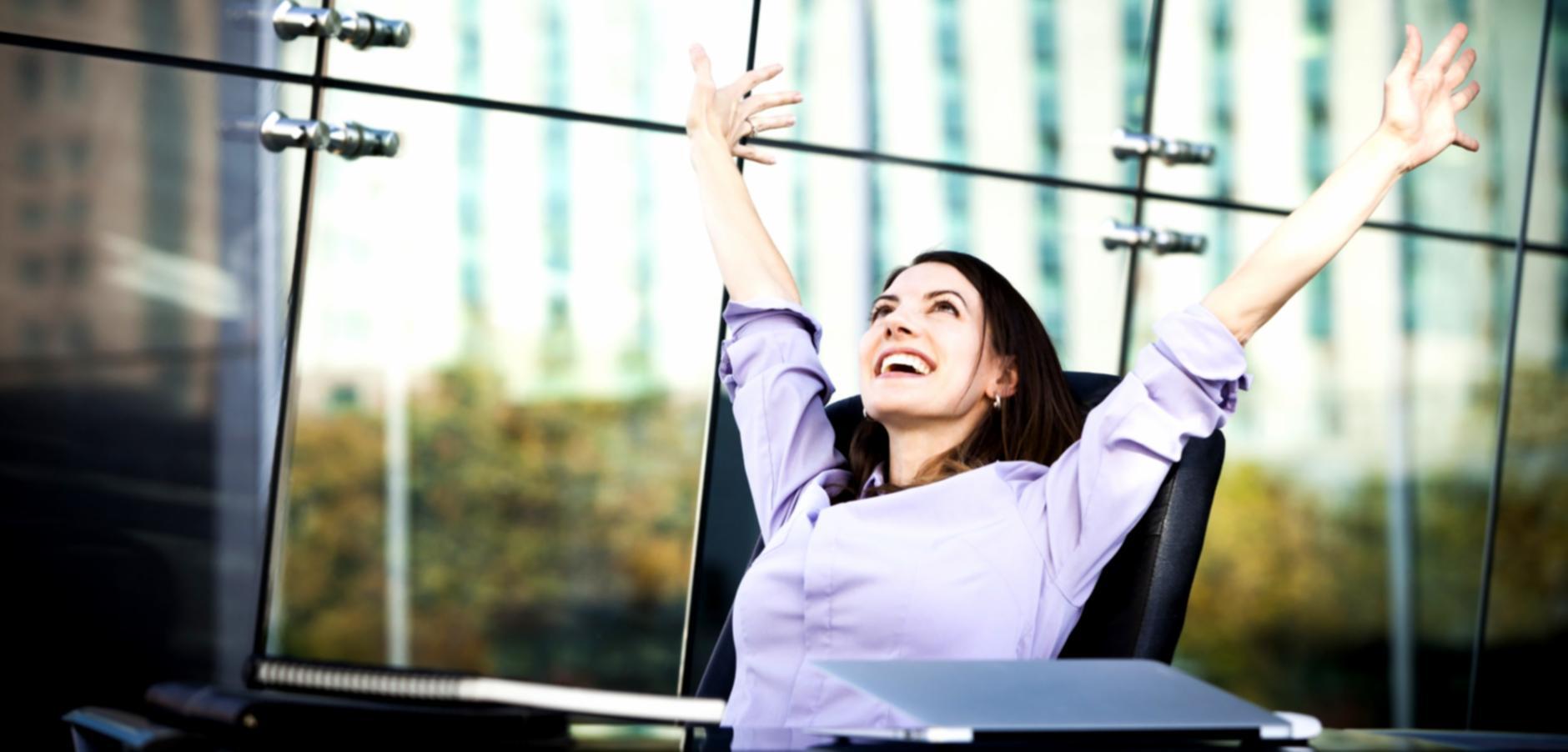 Teamarbeit bei Finanzanalyse und Budgetplanung